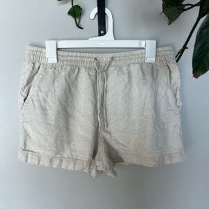 H&M medium cream colored linen shorts